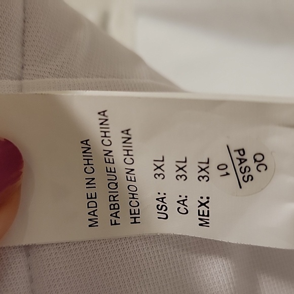 Cocoship Elegant White Ruffled Swim Top Size 3XL NWT - Picture 3 of 9